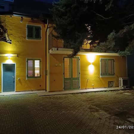 Un Angolo A Milano... Extérieur photo